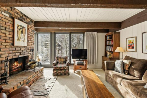 Chateau Roaring Fork Unit 29, Sunny, Corner Condo with River Views